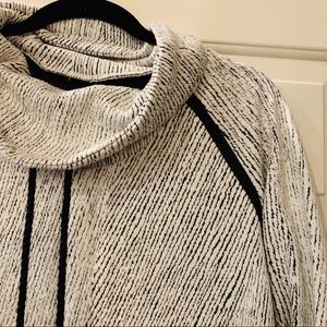 Funnel neck sweatshirt